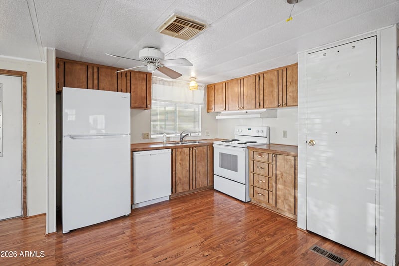 2605 Tomahawk Rd #65, Apache Junction, AZ 85119