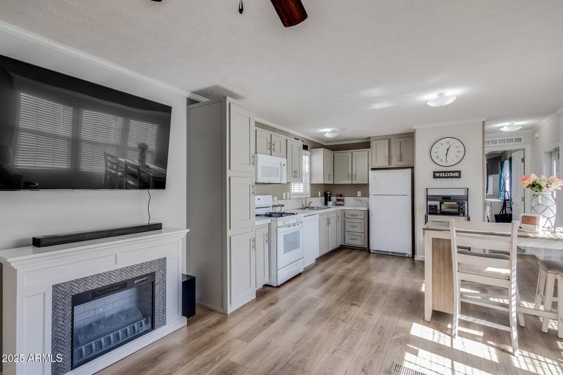 2605 Van Buren St #104, Phoenix, AZ 85009