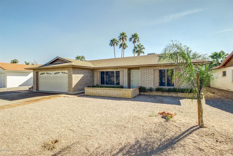 2605 W Knowles Ave, Mesa, AZ 85202