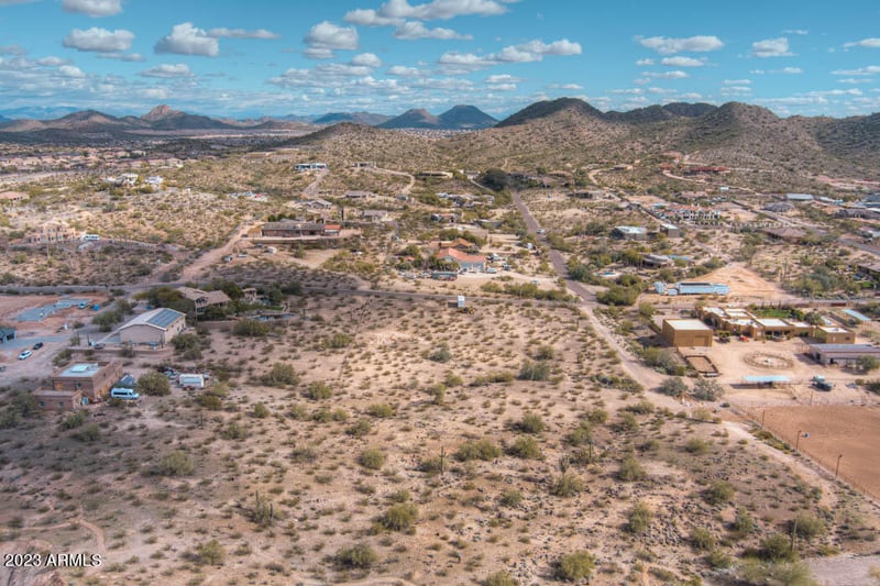26050 N 94th Ave #2, Peoria, AZ 85383