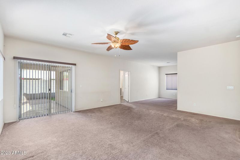 2606 E Jessica Ln, Phoenix, AZ 85040