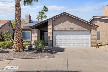 2606 Gelding Dr, Phoenix, AZ 85023