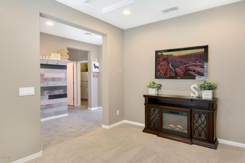 2606 W Gray Wolf Trl, Phoenix, AZ 85085