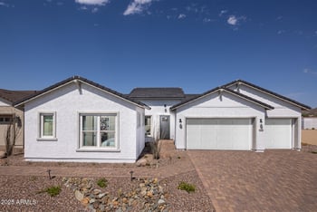 26064 77th Dr, Peoria, AZ 85383
