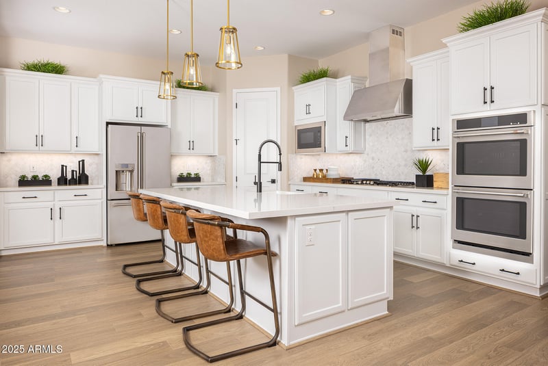 26064 77th Dr, Peoria, AZ 85383