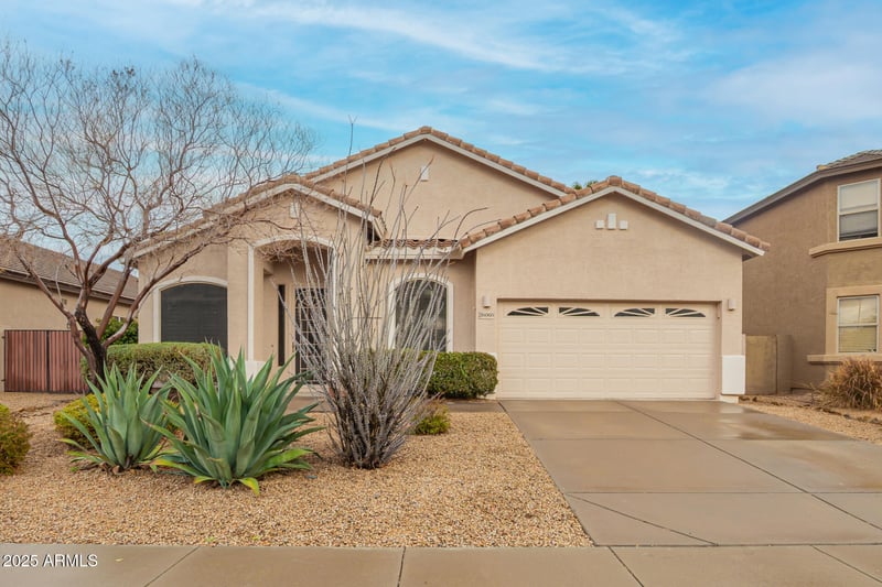 26065 68th Ln, Peoria, AZ 85383