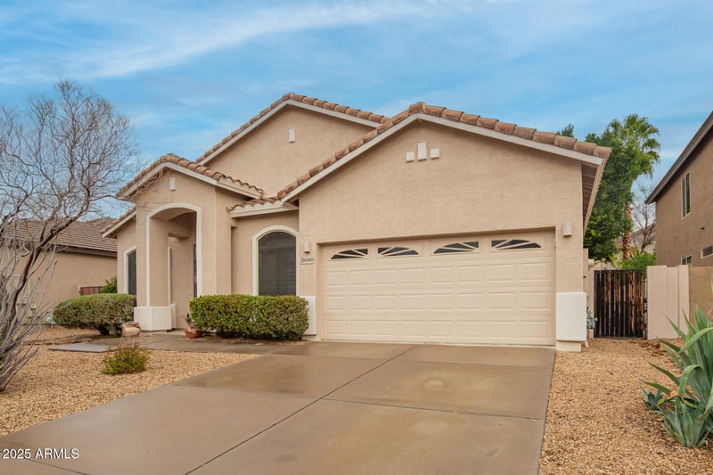 26065 68th Ln, Peoria, AZ 85383