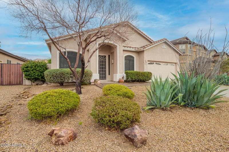 26065 68th Ln, Peoria, AZ 85383