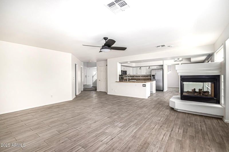26066 72nd Ave, Peoria, AZ 85383