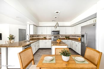 26066 72nd Ave, Peoria, AZ 85383