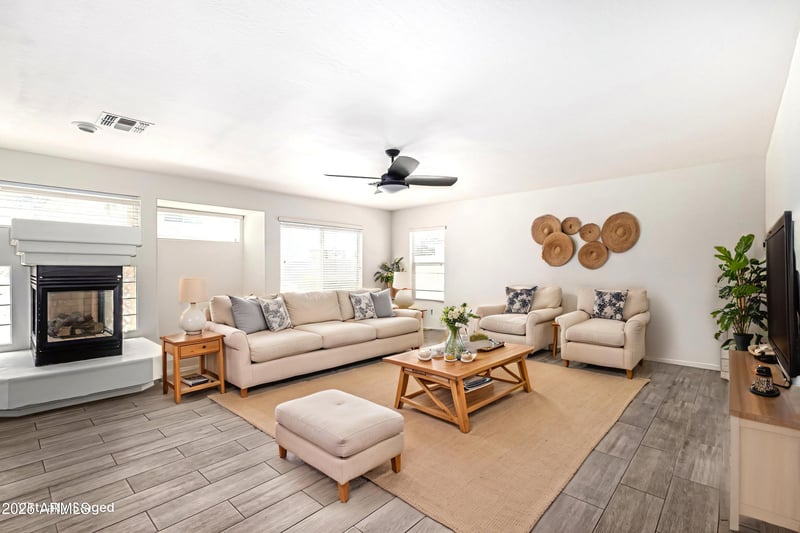 26066 72nd Ave, Peoria, AZ 85383
