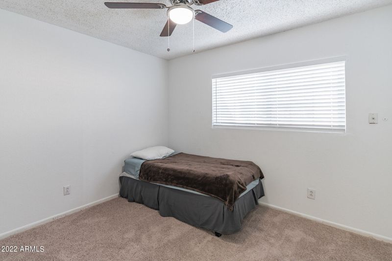 2607 N 60th Ln, Phoenix, AZ 85035