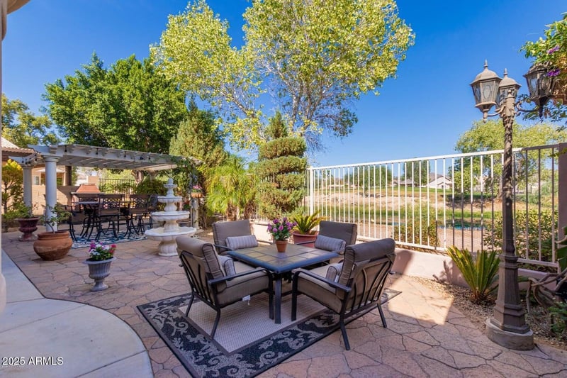 2607 N Platina Cir, Mesa, AZ 85215