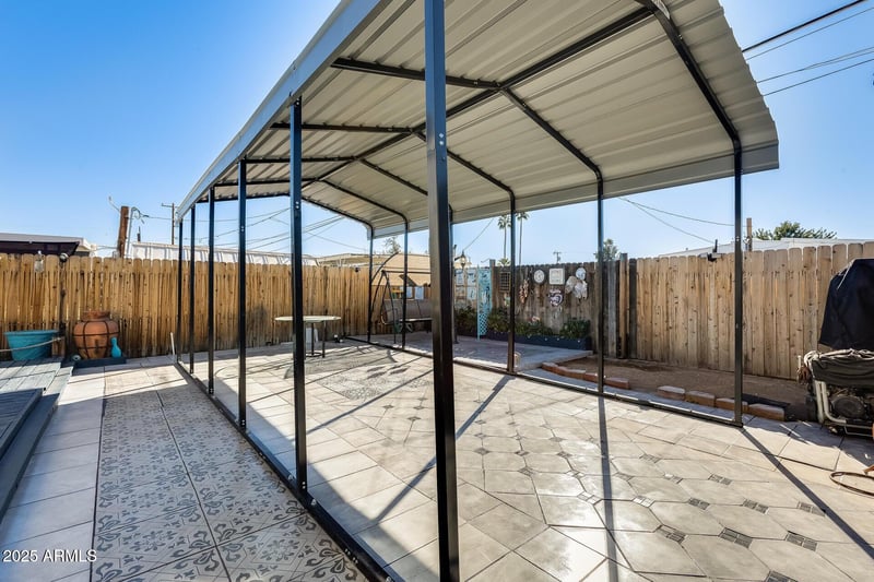 2607 Phelps Rd, Phoenix, AZ 85032