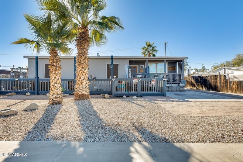 2607 Phelps Rd, Phoenix, AZ 85032