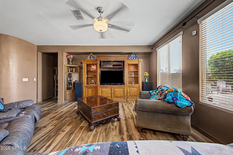 26070 W Matthew Dr, Buckeye, AZ 85396