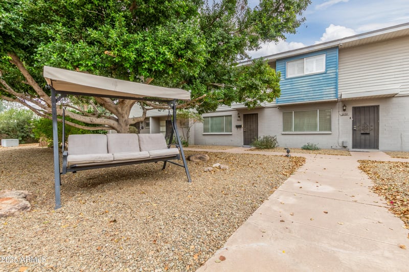 2608 Berridge Ln #C-220, Phoenix, AZ 85017