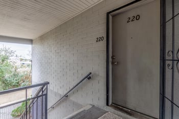 2608 Berridge Ln #C-220, Phoenix, AZ 85017