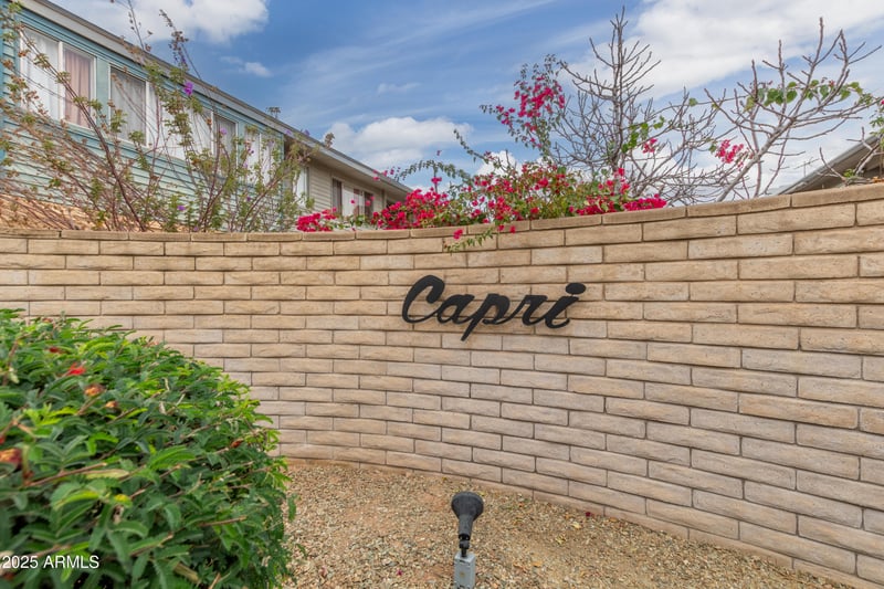 2608 Berridge Ln #C-220, Phoenix, AZ 85017