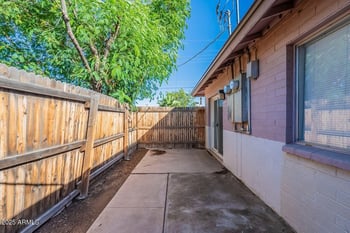 2608 Ocotillo Rd, Phoenix, AZ 85017