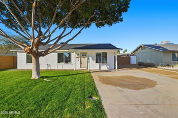 2608 Villa Rita Dr, Phoenix, AZ 85032