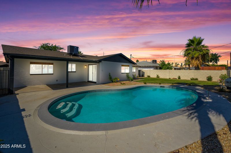 2608 W Aster Dr, Phoenix, AZ 85029