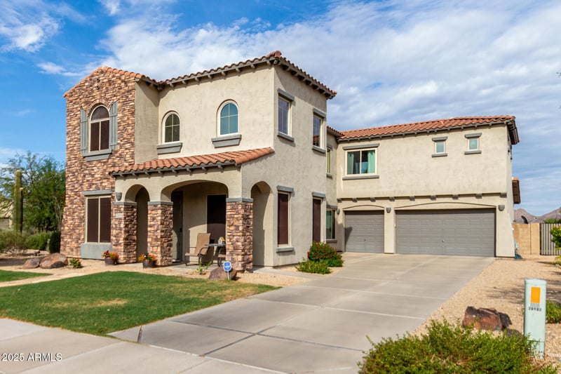 26087 83rd Dr, Peoria, AZ 85383