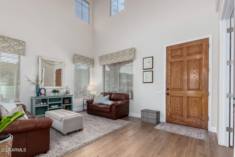 26087 83rd Dr, Peoria, AZ 85383