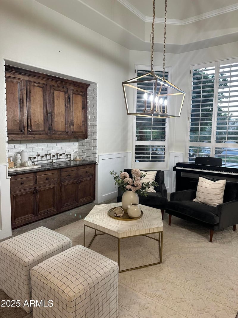 2609 Hall Cir, Mesa, AZ 85203