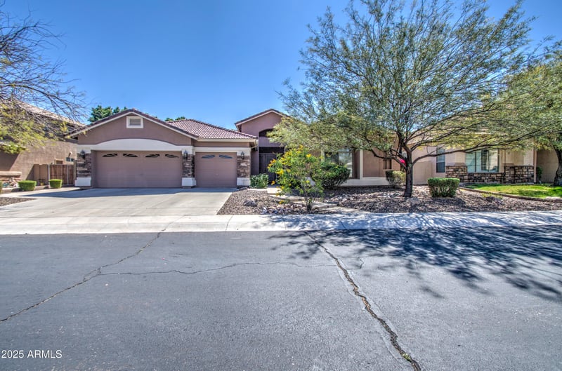2609 Mcneil St, Phoenix, AZ 85041
