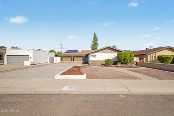 2609 N 49th Pl, Phoenix, AZ 85008