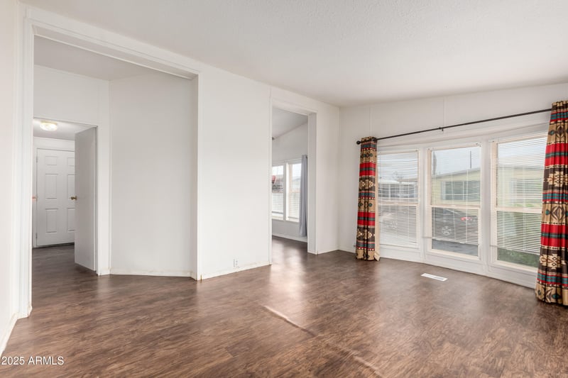 2609 Southern Ave #108, Tempe, AZ 85282