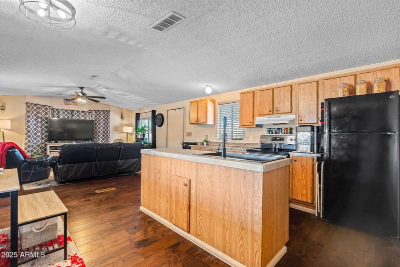 2609 Southern Ave #214, Tempe, AZ 85282