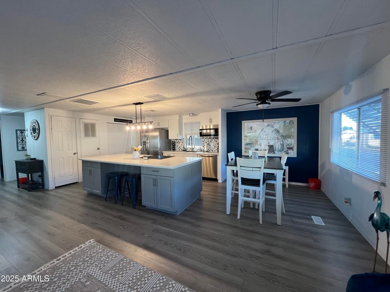 2609 W Southern Ave #379, Tempe, AZ 85282