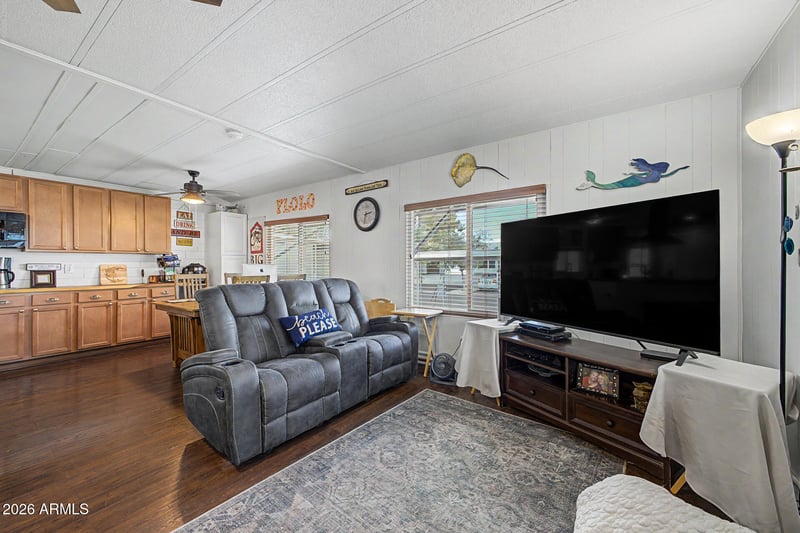 2609 W Southern Ave #9, Tempe, AZ 85282