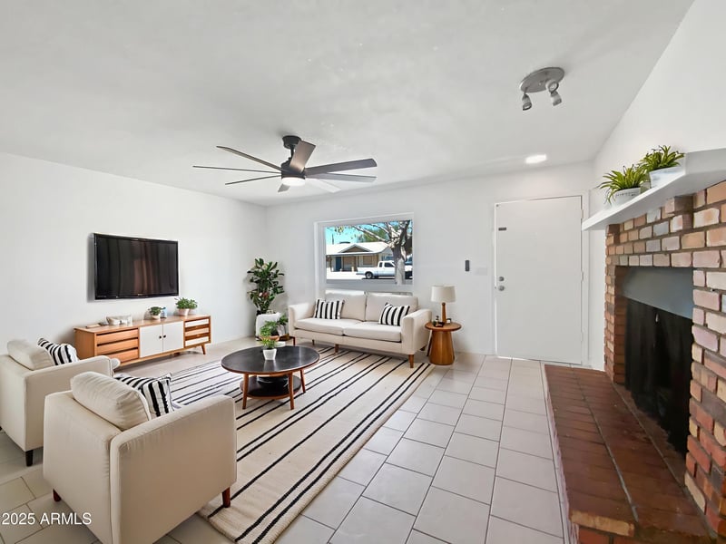 261 21st Ave, Apache Junction, AZ 85120