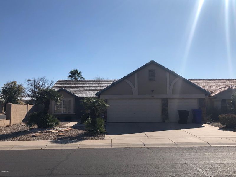 261 E Baylor Ln, Gilbert, AZ 85296
