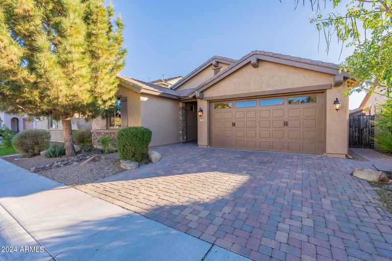 261 E Home Improvement Way, Chandler, AZ 85249