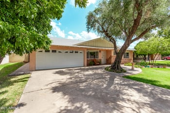 261 Hunt Dr, Mesa, AZ 85203