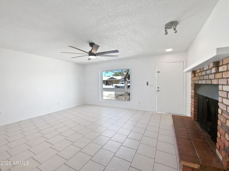 261 W 21st Ave, Apache Junction, AZ 85120