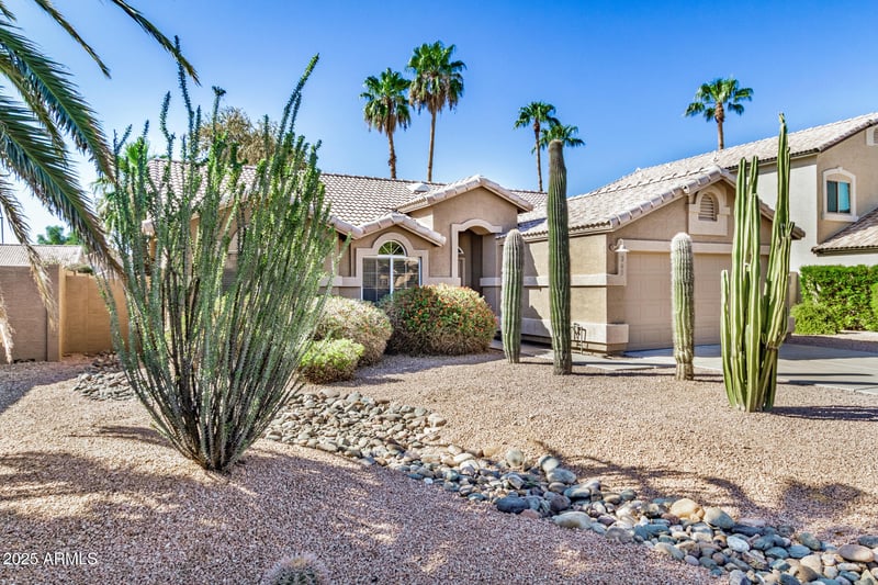 261 Windsor Dr, Gilbert, AZ 85233