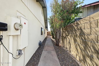 2610 E Sylvia St, Phoenix, AZ 85032