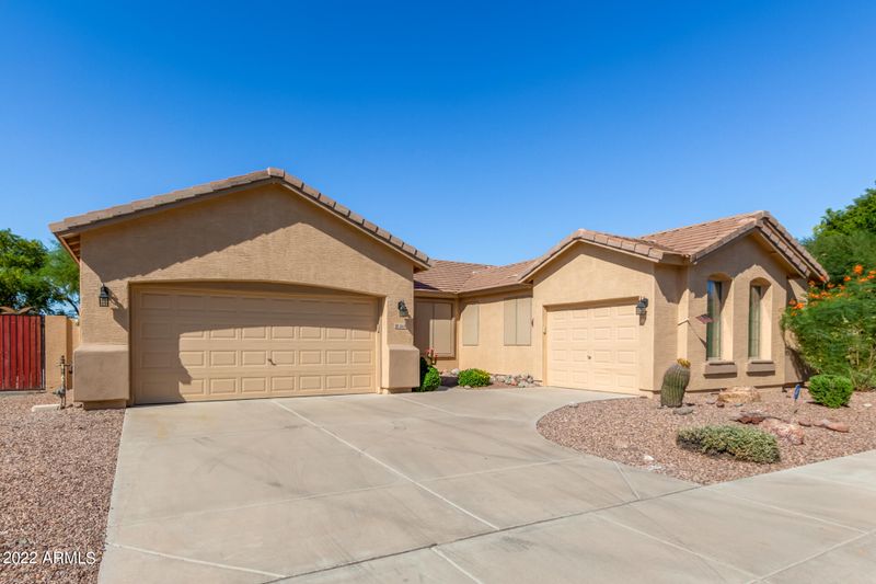 2610 W Mcneil St, Phoenix, AZ 85041