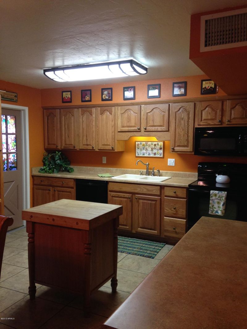 2610 W Wethersfield Rd, Phoenix, AZ 85029