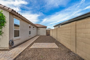 26105 137th Ln, Peoria, AZ 85383