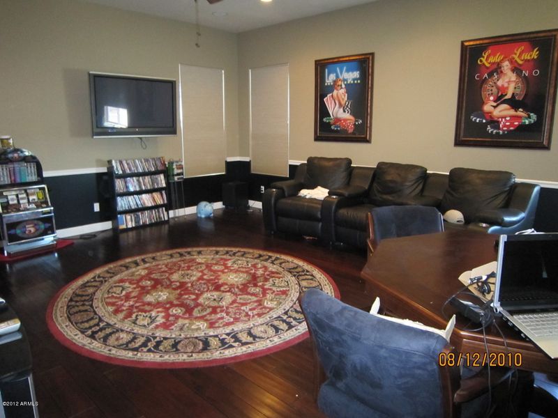 26105 N 9th Ave, Phoenix, AZ 85085