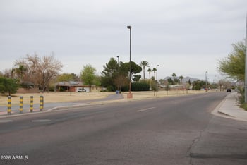 2611 48th St #4, Phoenix, AZ 85008