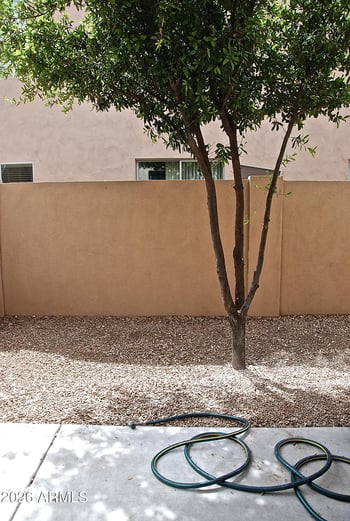 2611 48th St #4, Phoenix, AZ 85008