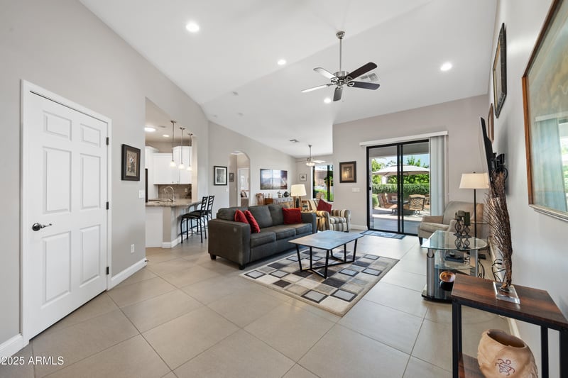 2611 Armour Ave, Mesa, AZ 85215