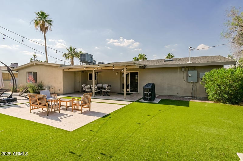 2611 Cheryl Dr, Phoenix, AZ 85028